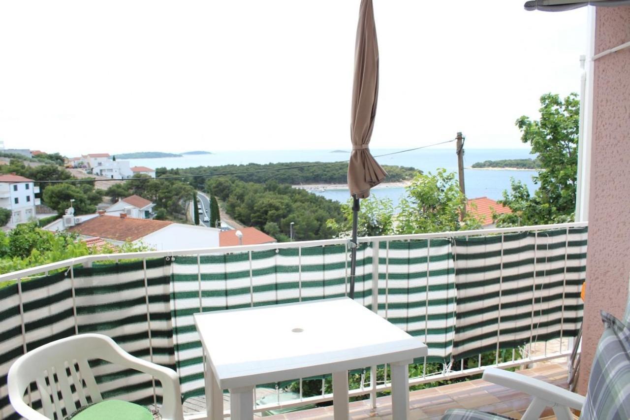Apartment Bajuti Primošten Екстериор снимка