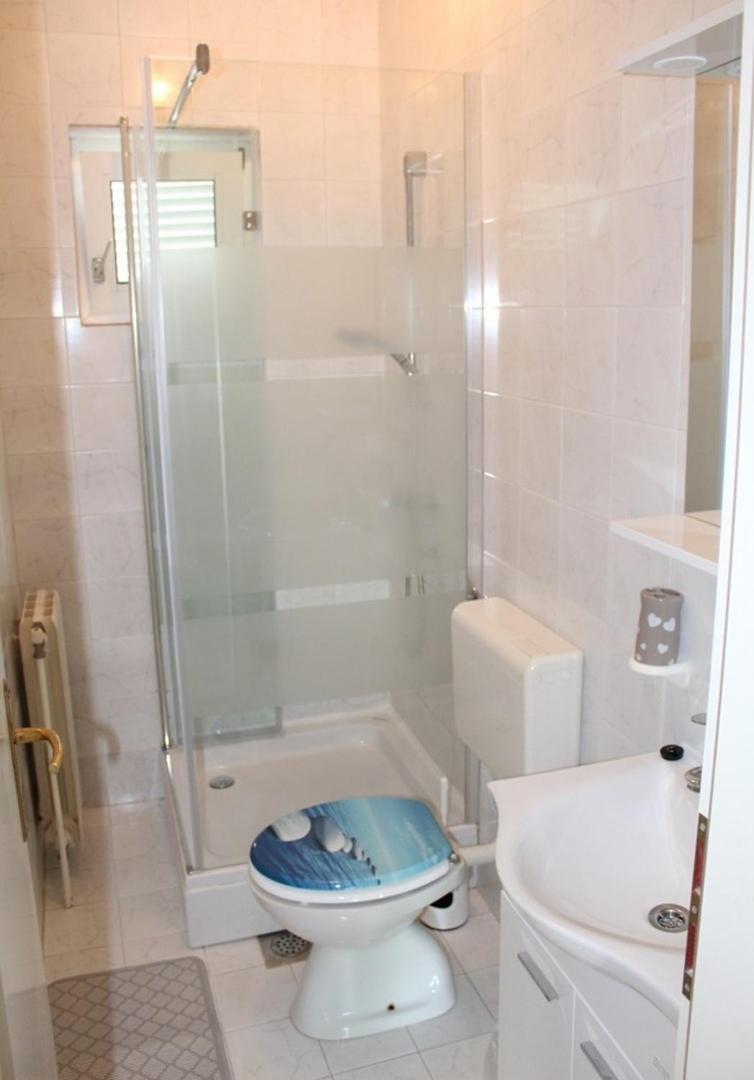 Apartment Bajuti Primošten Екстериор снимка
