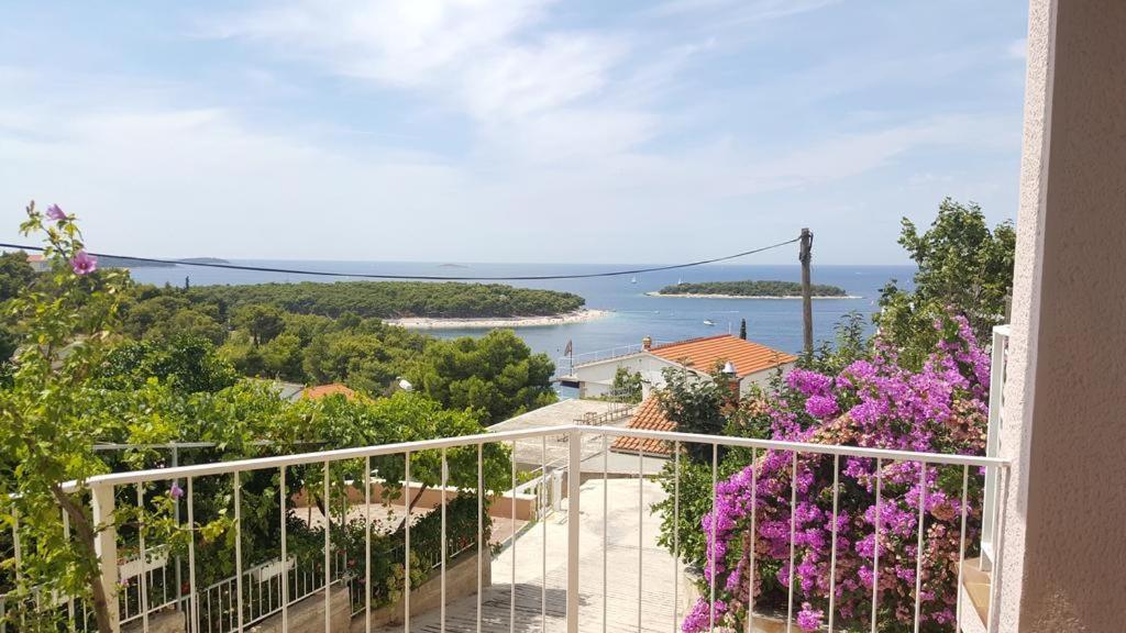 Apartment Bajuti Primošten Екстериор снимка
